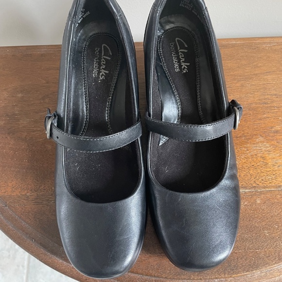 Clark’s leather wedge Maryjane black shoe sz 6 1/2 - Picture 2 of 5